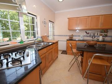 Holiday Rental for 8 People in A dos Francos, Leiria District, Photo 4