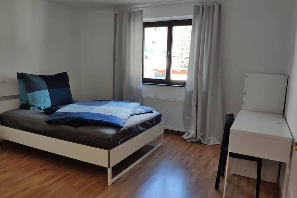 Entire apartment, Alpendohle Apartments \"august Macke\" in Innsbruck, Innsbruck Land