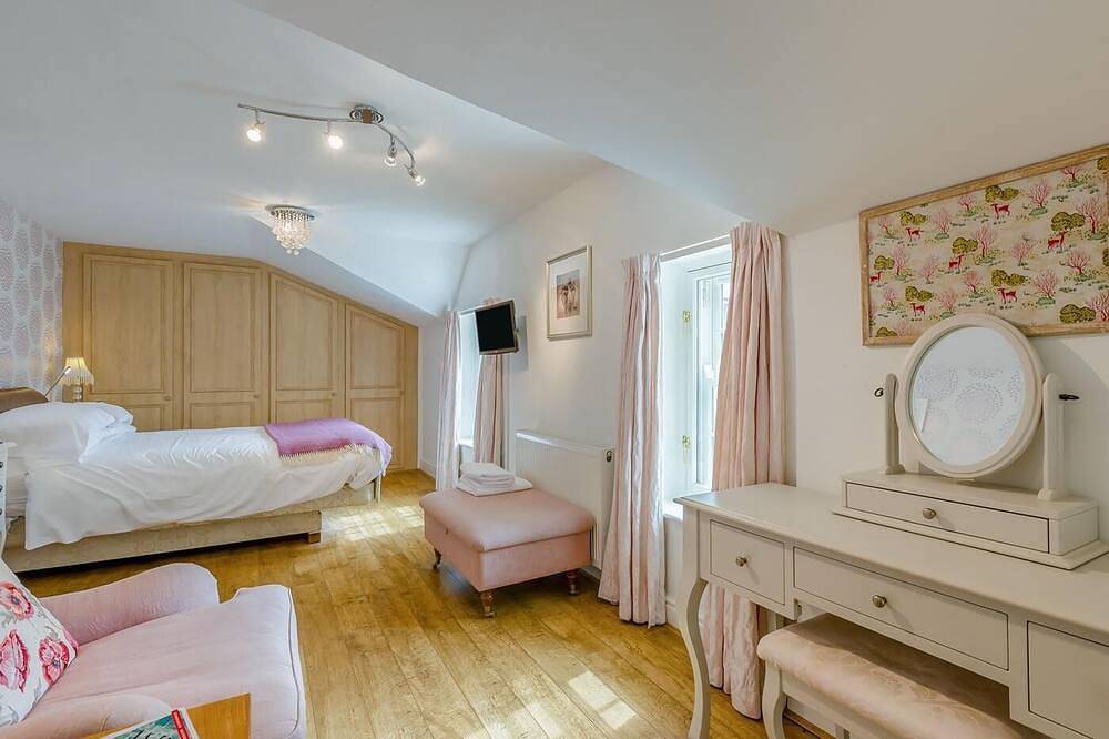 3 Bed in Aberaeron in Aberaeron, Cardigan Bay