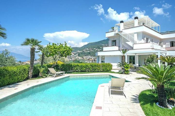 Villa mit pool für 8 Personen, mit Pool und Garten sowie Terrasse, mit Haustier in Positano