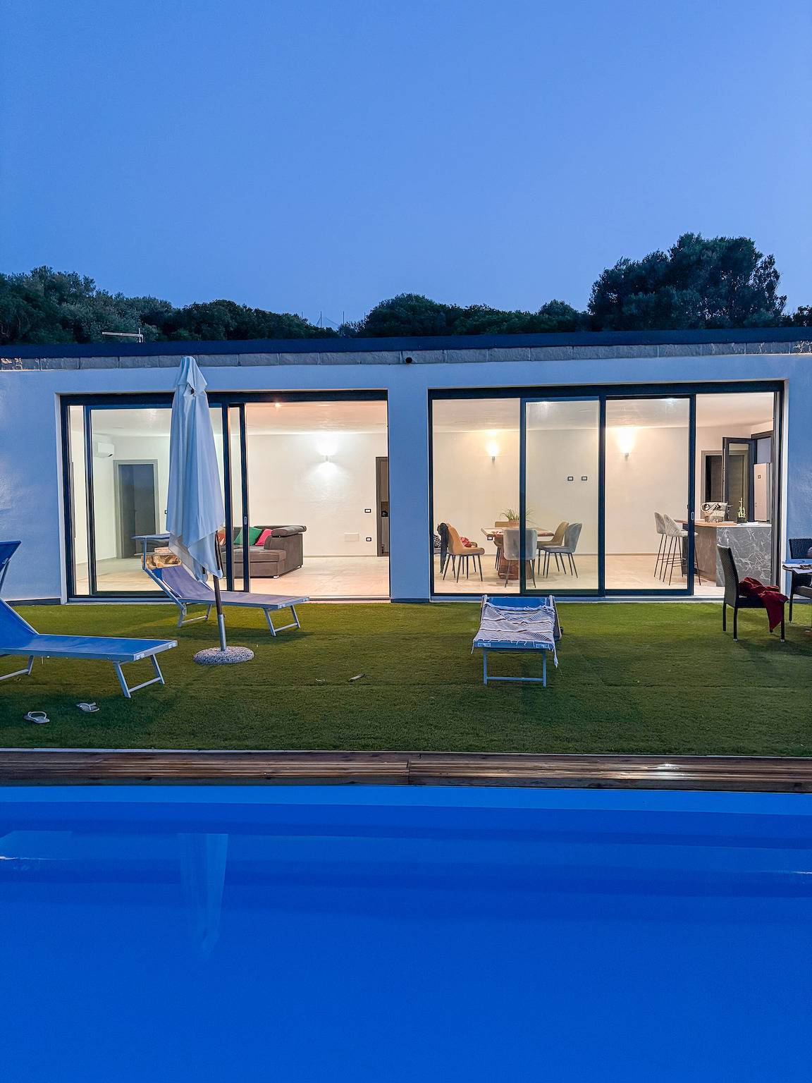Villa 'Luxury Minni' con Vista Mare, Wi-Fi e Aria Condizionata in Tergu, Provincia di Sassari