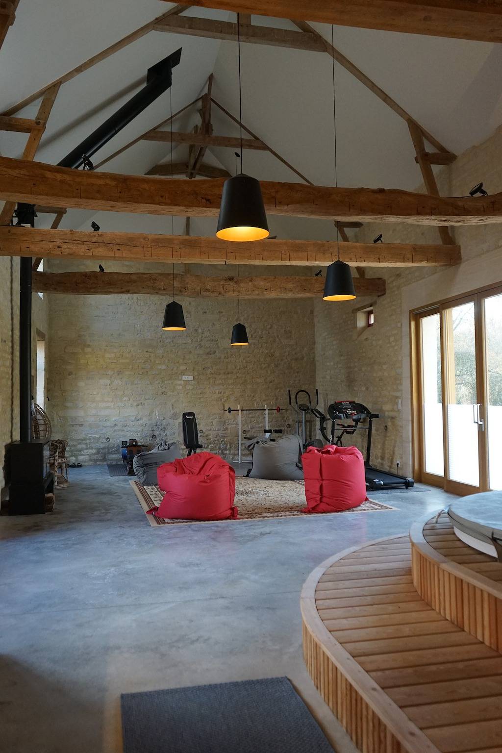 Maison de vacances « Le Pressoir » avec vue sur le lac, terrasse privée et Wi-Fi in Lantheuil, Région de Caen