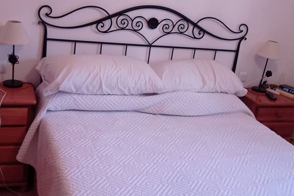 Chalet adosado muy cerca de la Playa de Mil Palmeras. Ideal para familias. in Pilar de la Horadada, Costa Blanca