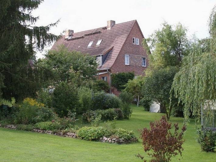 Ferienwohnung für 2 Personen, mit Garten am Schweriner See