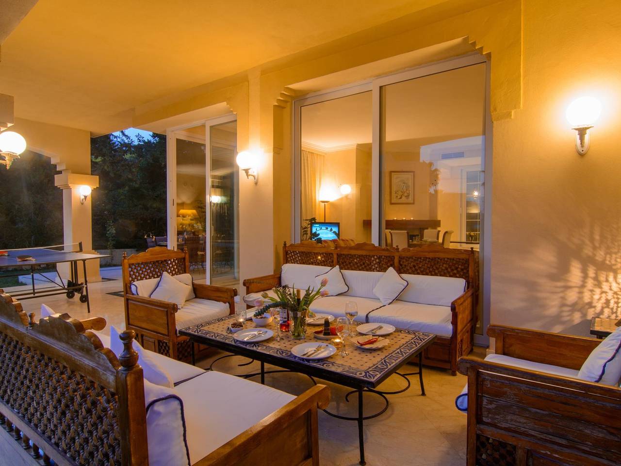 Las Chapas south oriented villa with heated pool, garden and Bbq in Las Chapas, Marbella