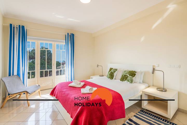Apartamento inteiro, #271 2Br Bicos | Bright & Central in Praia da Oura, Albufeira e Olhos de Água