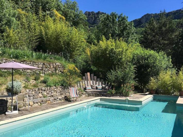 Gîte pour 4 personnes, avec jardin ainsi que piscine et vue à Pégairolles-de-l'Escalette