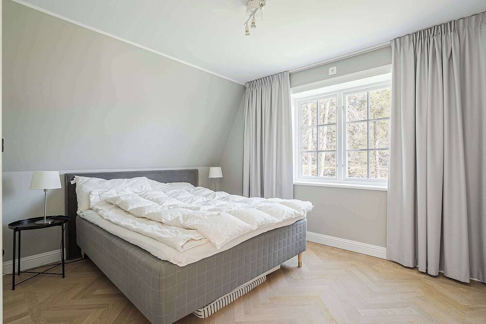 Lake View Villa in Saltsjöbaden near Stockholm in Nacka, Stockholmer Schärengarten