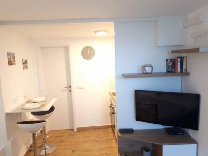 Ferienwohnung für 8 Personen, mit Terrasse in Rogoznica