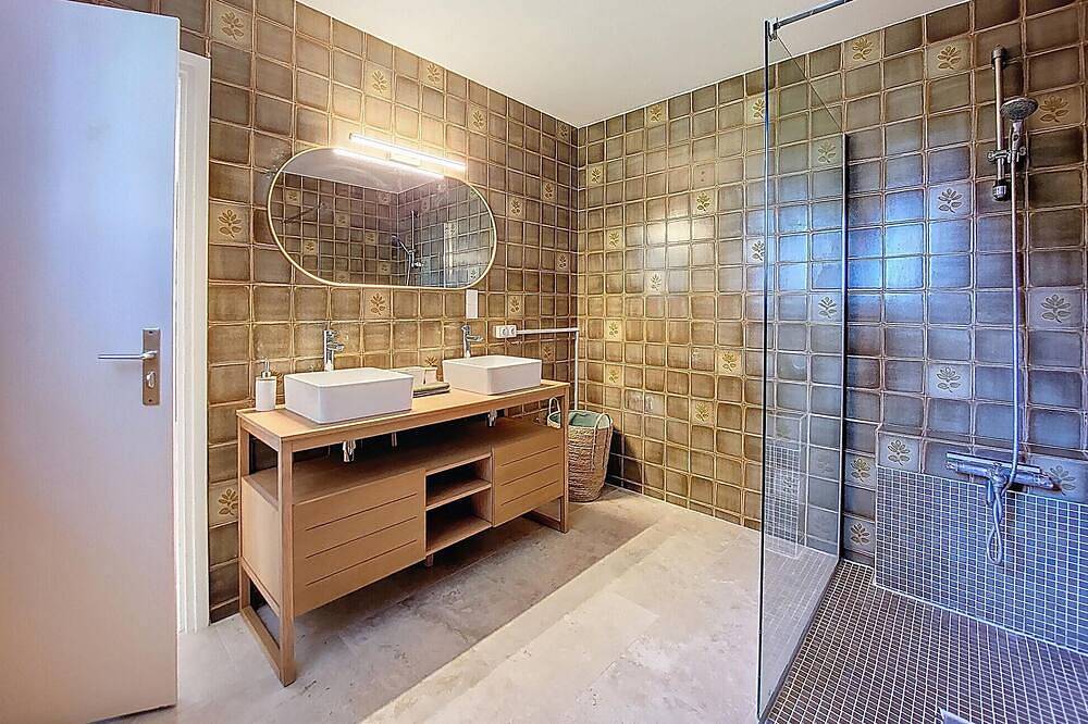 Increíble casa en Aramon in Aramon, Region de Nimes