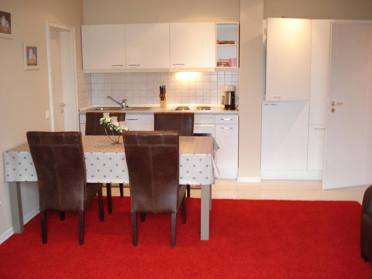 Ganze Ferienwohnung, 4-Bett-Ferienwohnung Gartenblick in Steffeln, Vulkaneifel