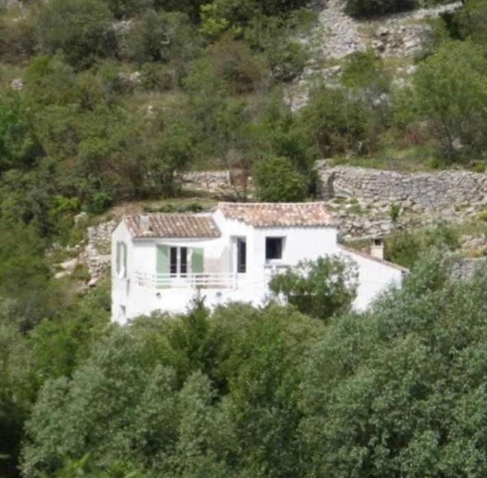 Maison de vacances pour 8 personnes, avec piscine et terrasse ainsi que jardin et vue, animaux acceptés