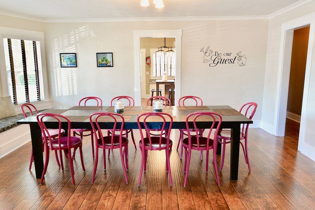 Disney-Close ($ 9 Uber) Historischer Ca Bungalow / Spaziergang zum Packhaus 12. - 17. Juni in Anaheim, Orange County