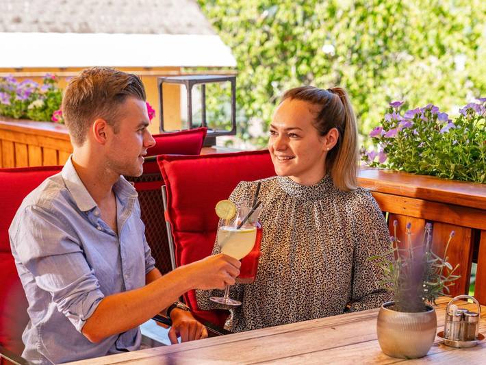 Hotel für 3 Personen, mit Pool und Garten, kinderfreundlich in Haus - 2