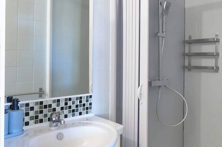 Location de vacances pour 4 personnes, avec jardin, animaux acceptés dans Lac de Paladru - 3