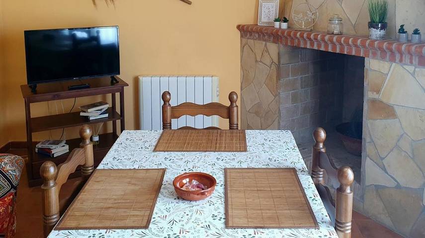 Gîte pour 6 personnes, avec balcon et vue à Enguídanos - 3