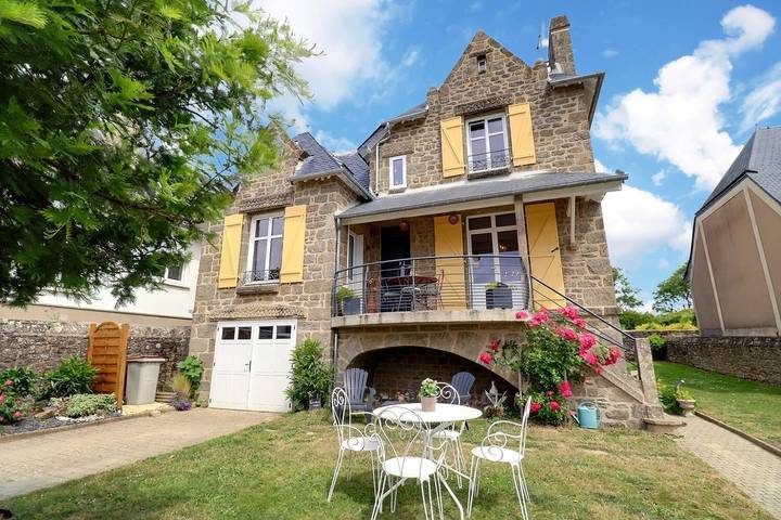 Gîte pour 6 personnes, avec Terrasse ainsi que Jardin et Vue