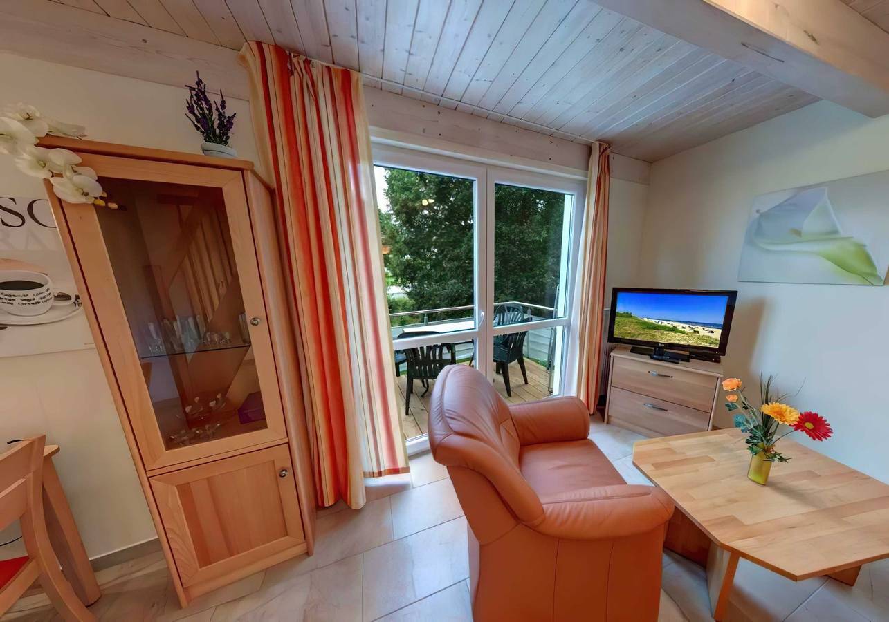 Ganze Ferienwohnung, Villa Sonnentraum, App. 3 in Drei Kaiserbäder, Heringsdorf