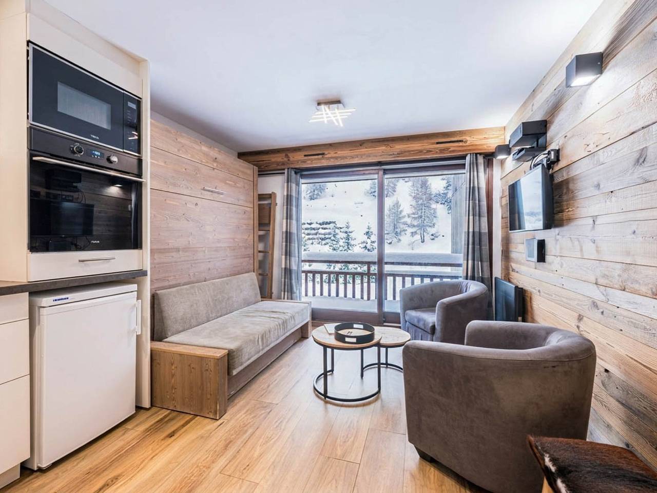 Gehele studio, Renovated Studio in Center with Balcony in Val-d'Isère, Ruitor Massief