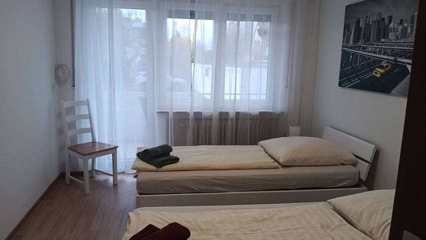 Appartement entier, Appartement « Haus Abendsonne » avec terrasse privée, jardin partagé et Wi-Fi in Wallersheim, Coblence
