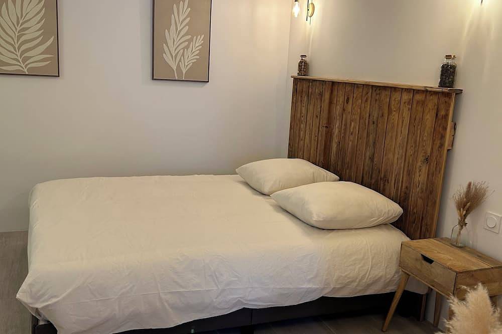 Appartement entier, Appartement cosy, au calme, idéal pour se ressourcer à la campagne. in Seillans, Région de Draguignan