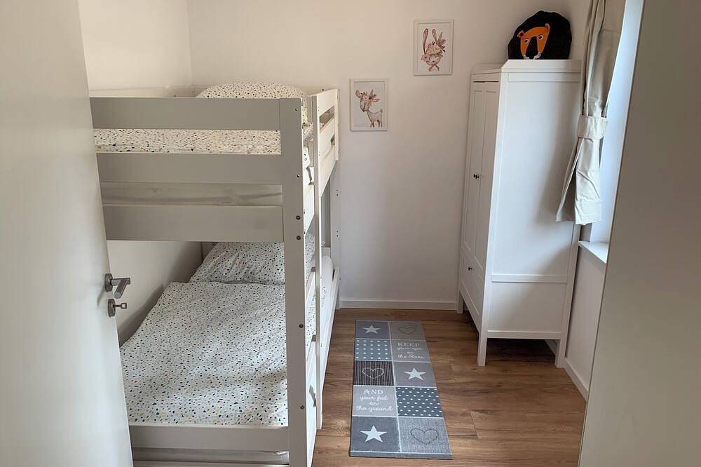 Ganze Wohnung, 4-Sterne Ferienwohnung Dr. Eisenbart, stadtnah mit eigener Terrasse und Garten in Hann. Münden, Werratal