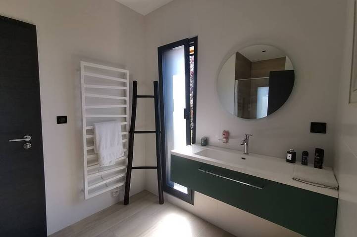 Location de vacances pour 6 personnes, avec piscine à La Roche-Vineuse - 4