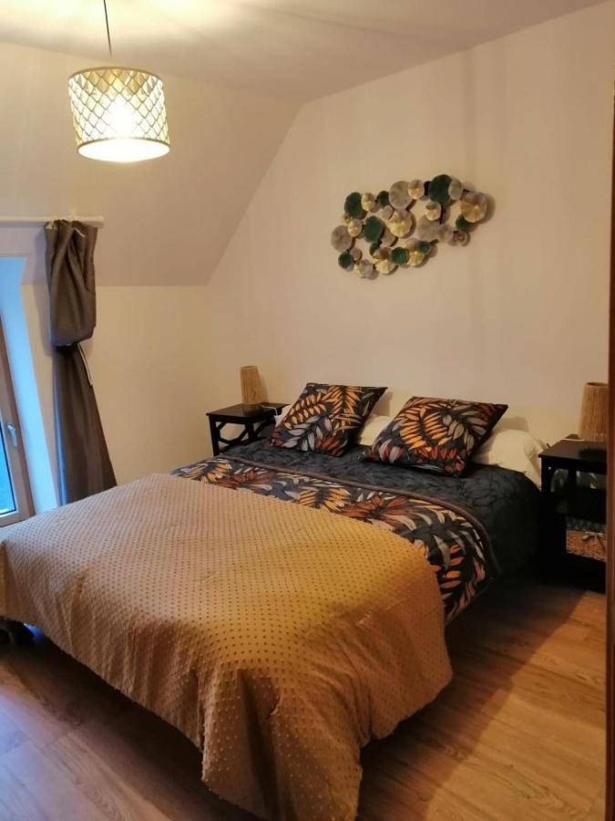 Location de vacances pour 6 personnes, avec jardin à Bazouges-la-Pérouse - 2