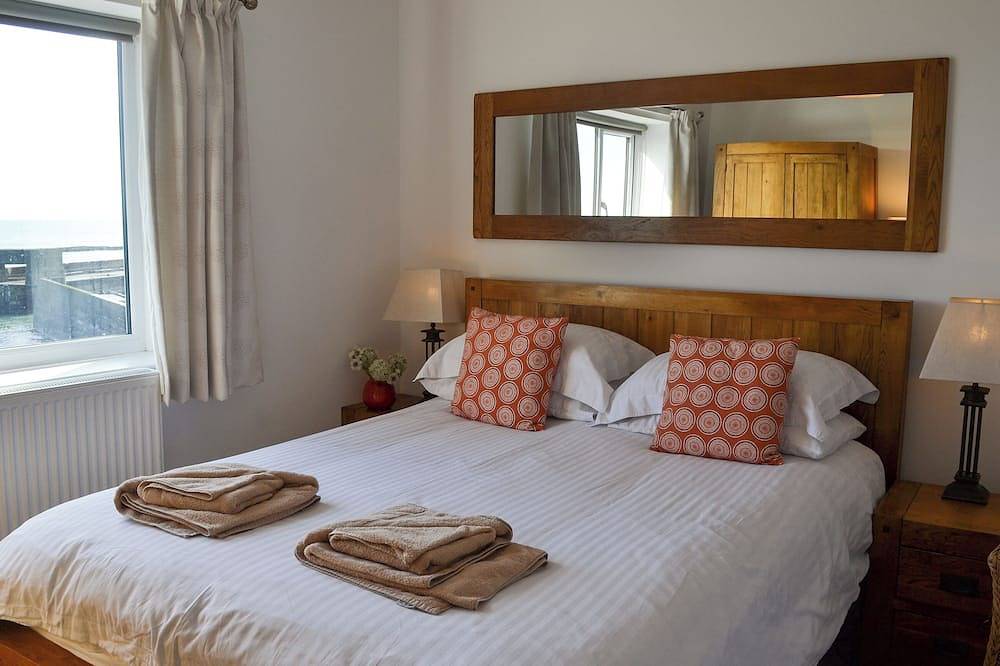 4 bedroom accommodation in Craster near Alnwick in Craster, Northumberland
