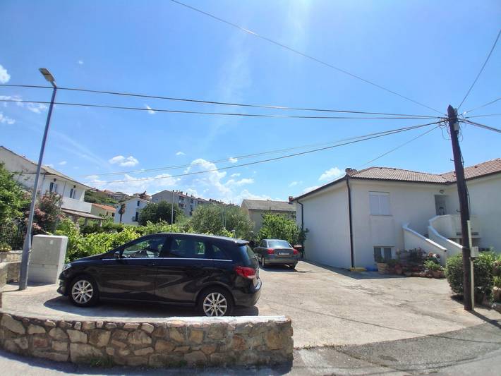 Appartement entier, Appartement de deux chambres avec le balcon Rab -b in Banjol, Rab