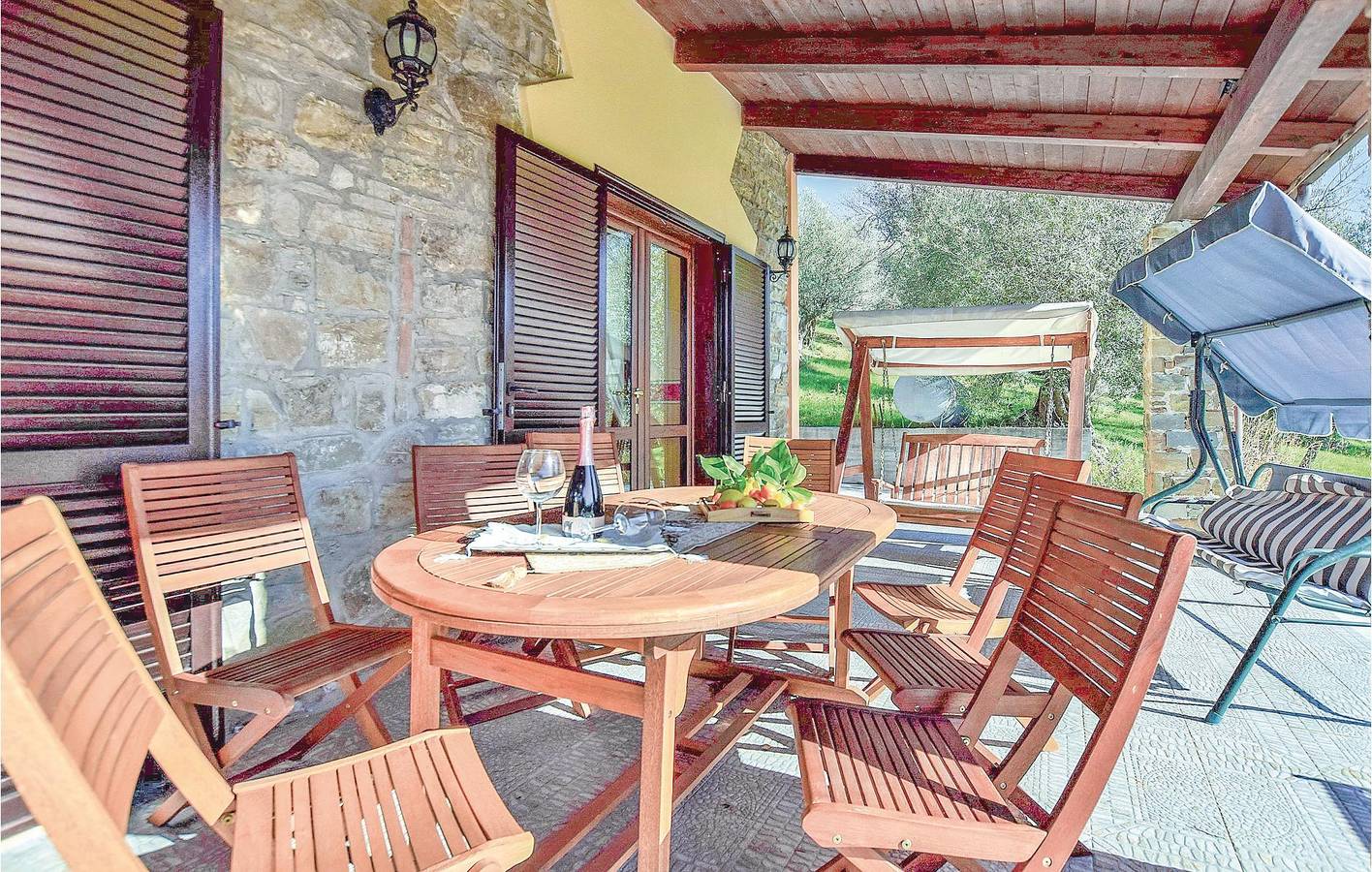 Appartamento di 270mq vicino al centro città con AC, parcheggio e terrazza in Ogliastro Cilento, Cilento