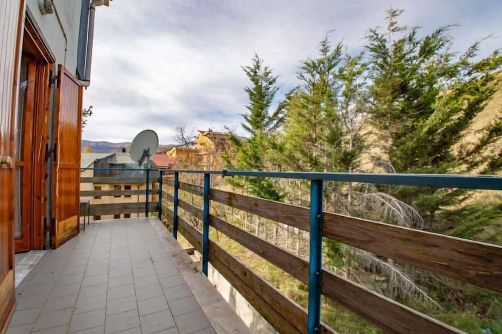 Entire apartment, La Collina in Rivisondoli, Majella National Park