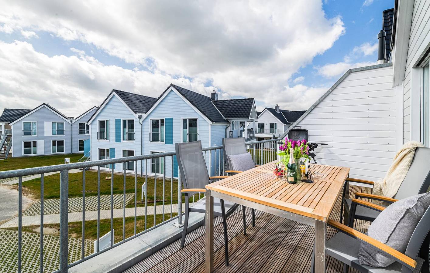 Ganze Ferienwohnung, Appartement am Strand mit Terrasse und Parkplatz in Olpenitz, Kappeln