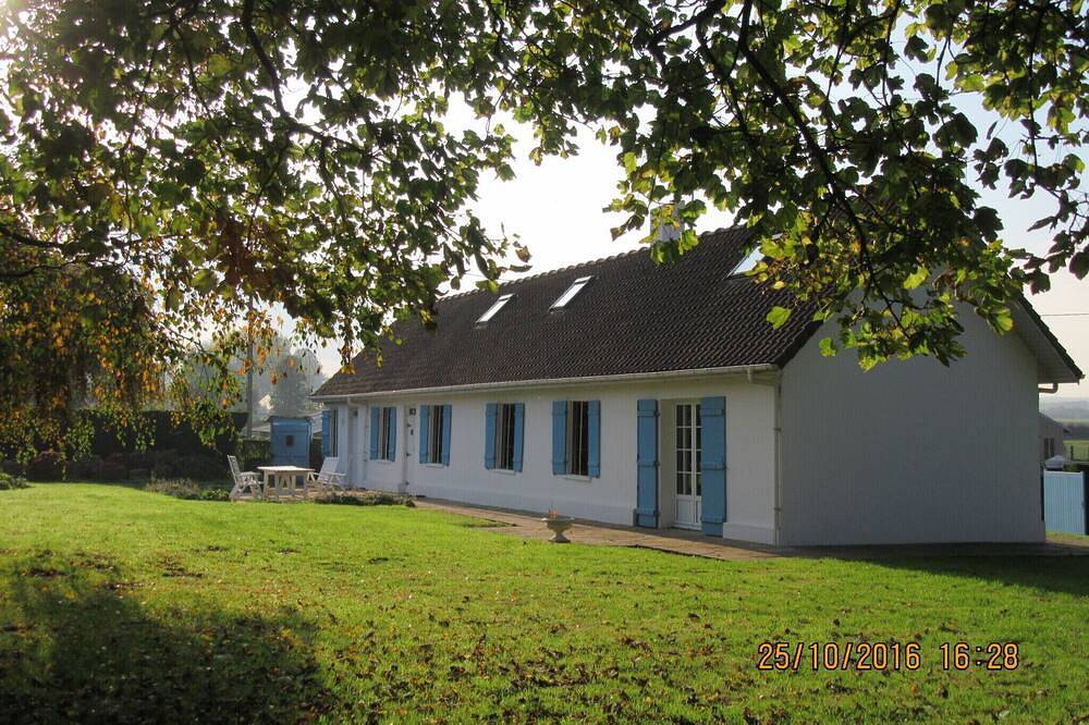 Cottage for 7 People in Rodelinghem, Saint-Omer region