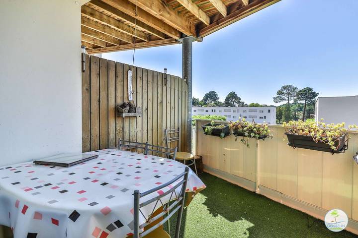 Gîte pour 4 personnes, avec piscine, adapté aux familles dans Biscarrosse (bourg) - 4