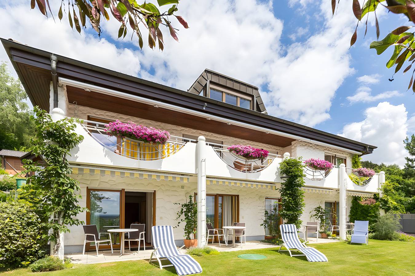 Gästehaus Anita - Doppelzimmer 7 mit Dusche und Wc in Gailingen, Hegau