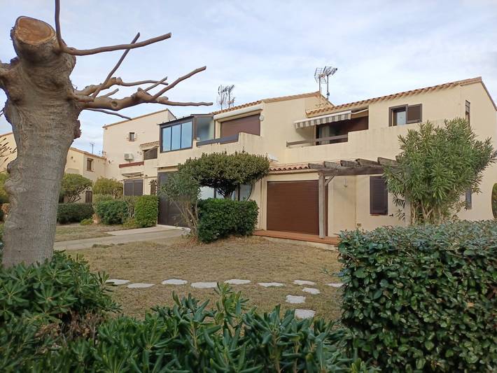 Gîte pour 2 personnes, avec piscine et balcon dans l' Aude - 2