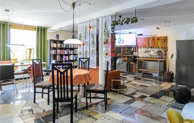 Ferienhaus für 11 Personen, mit Terrasse und Whirlpool sowie Garten in Hegau - 2