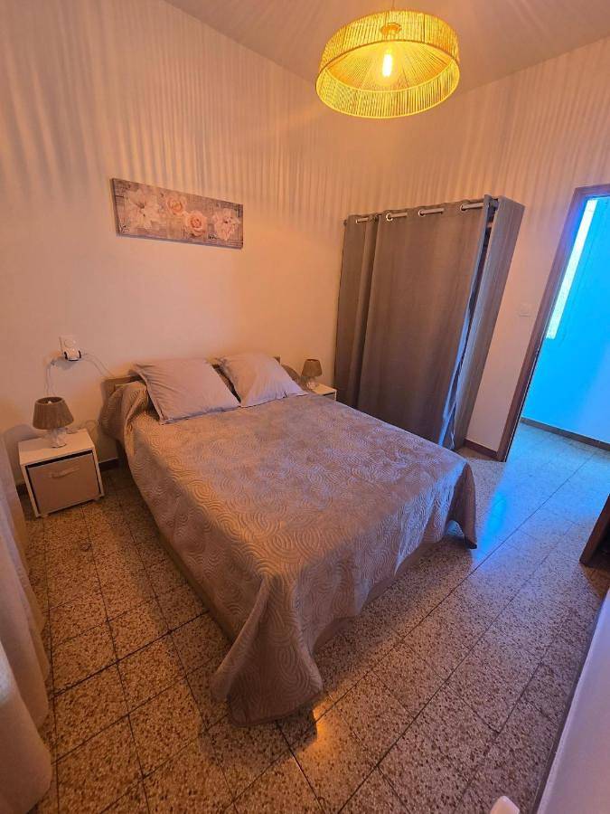 Two-Bedroom House in Venzolasca, Arrondissement de Corte