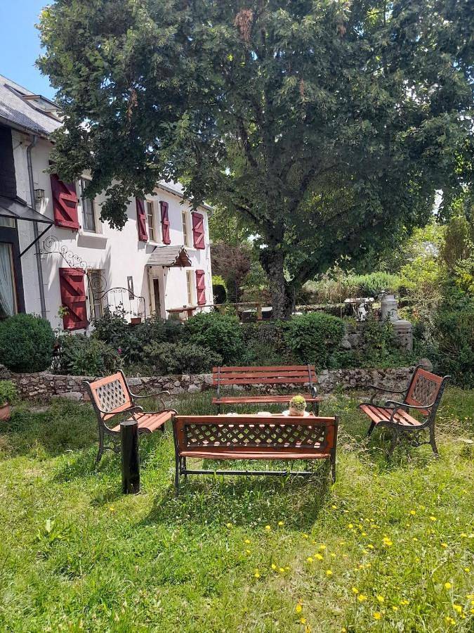Location de vacances pour 15 personnes, avec jardin ainsi que sauna et terrasse à Biollet - 3