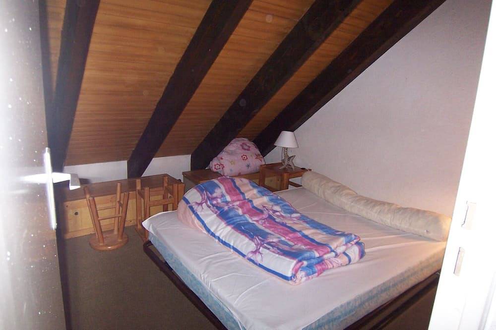 Entire apartment, Apartment At The X Feet Of The Slopes Mountain View Without Opposite in Piau-Engaly, Aragnouet