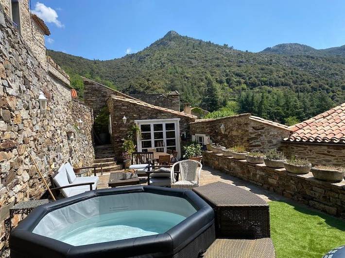 Villa pour 10 personnes, avec terrasse ainsi que vue et jardin