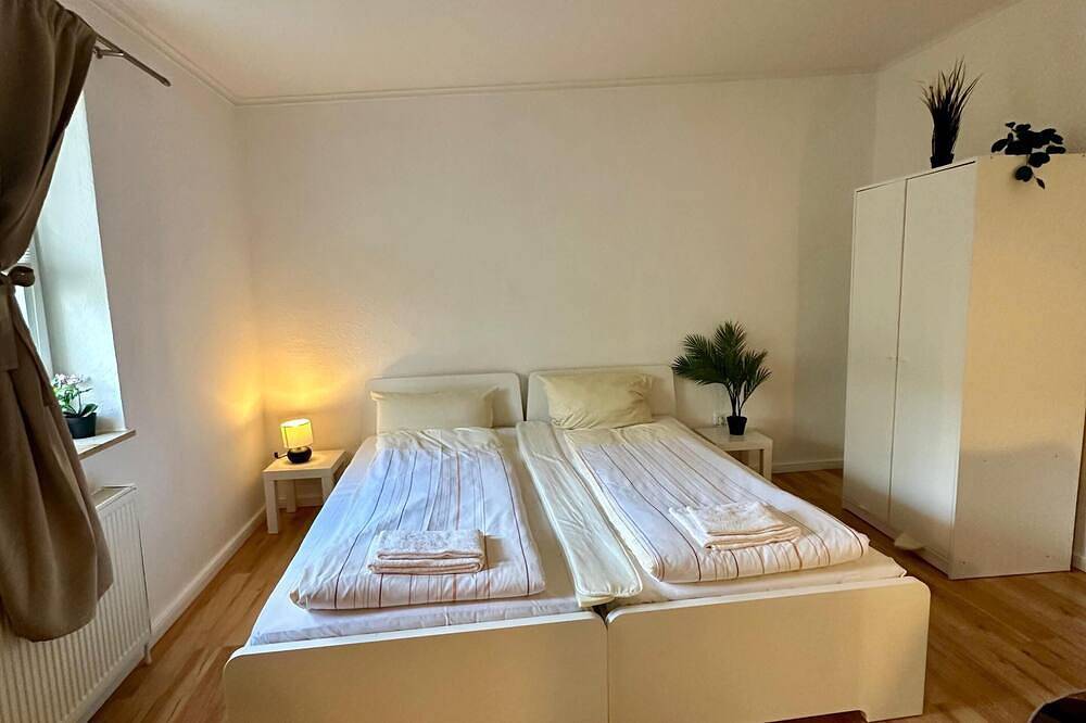 Friedrichstraße 8 W5 - 1 Schlafzimmer in Neumünster, Schleswig-Holstein Binnenland