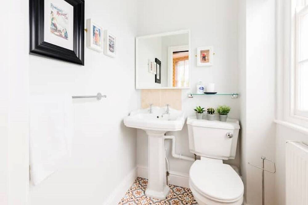 The Old Morgan Period Townhouse in Malvern, Worcestershire