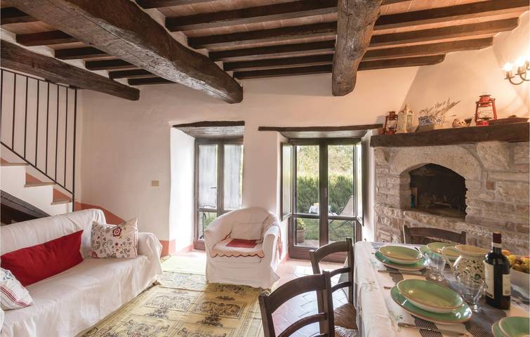 Appartamento intero, Ritiro a bordo piscina: 70 mq con parcheggio e cucina in Todi, Perugia e dintorni