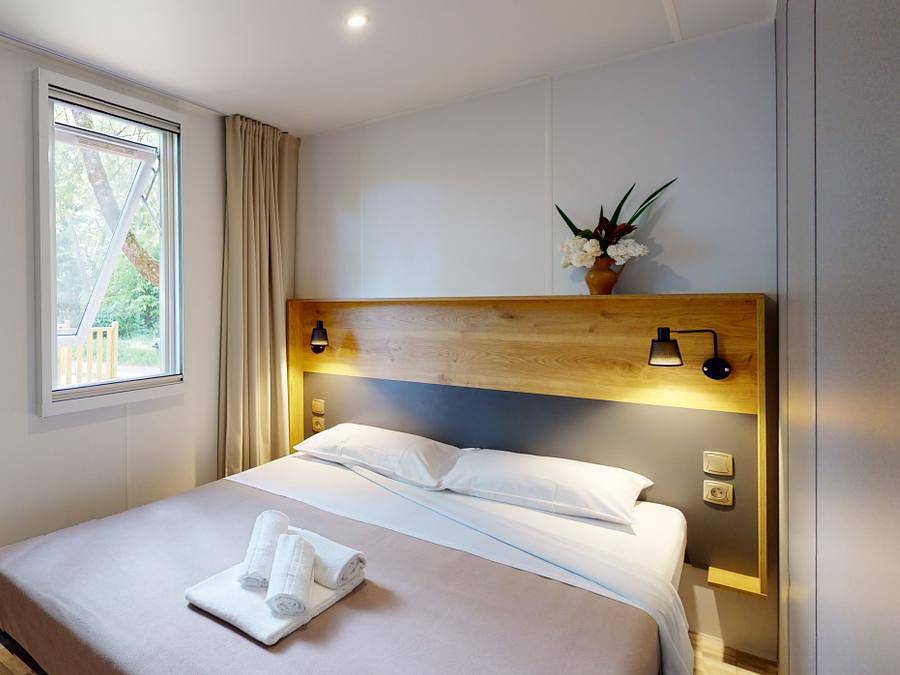 Camping Domaine de l'Orangerie de Lanniron   - Mobile home 4 persons - 2-bedroom escape in Quimper, Quimper region