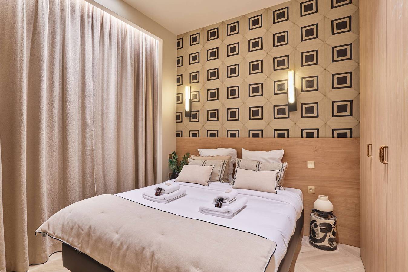 Appartement entier, Apartment Suite Saint Germain /  Rue de Rennes in Quartier du Montparnasse, Paris