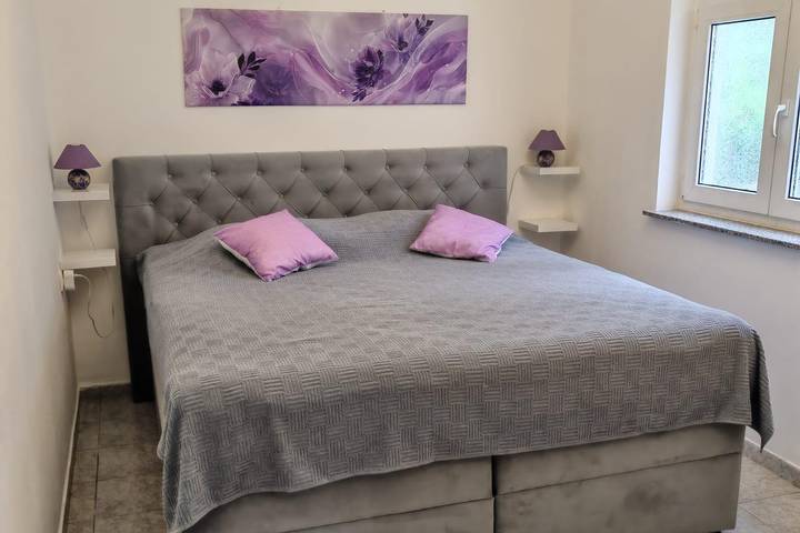 Ferienwohnung für 4 Personen, mit Balkon/Terrasse in Banjol