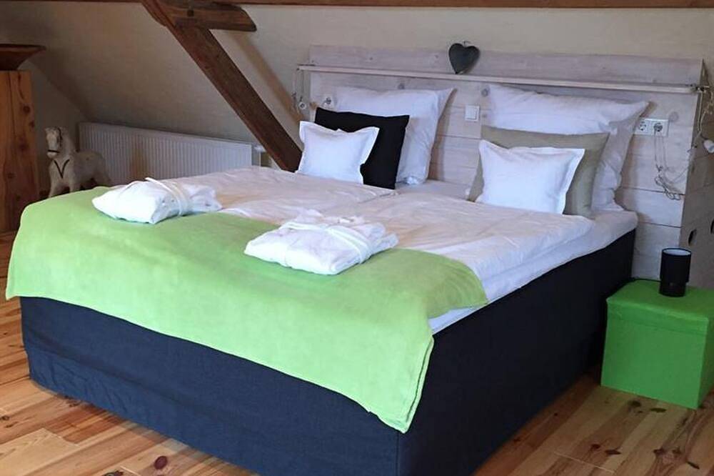 Ferienhaus Lindgrün bis 8 Personen - Ferienhaus Lindgrün in Lind, Osteifel