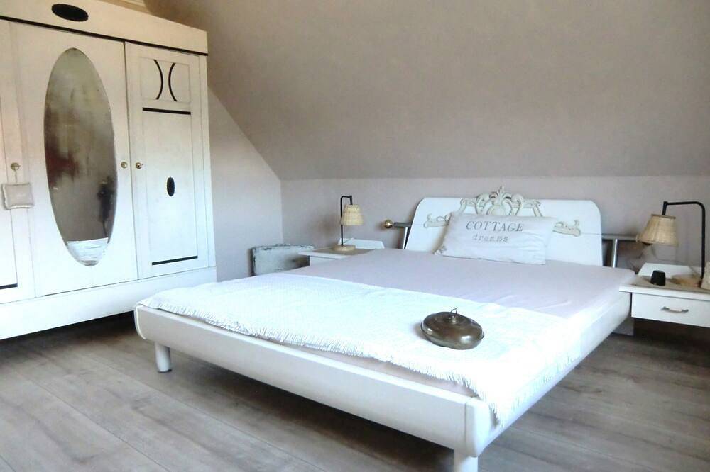 Ganze Wohnung, Kleinod nahe der Ostsee (Scharbeutz) auf dem Land - mit Liebe zum Detail in Glasau, Südliche Ostseeküste